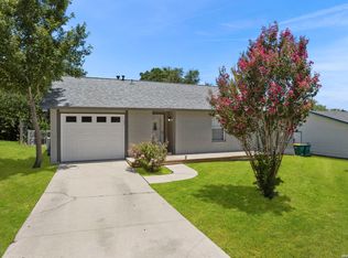 7613 LEAFY HOLLOW CT, Live Oak, TX 78233