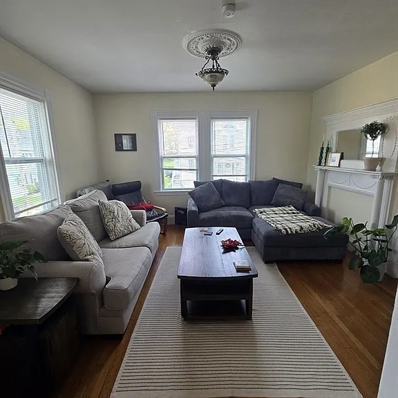 60 Dustin St #2 — Photo 4
