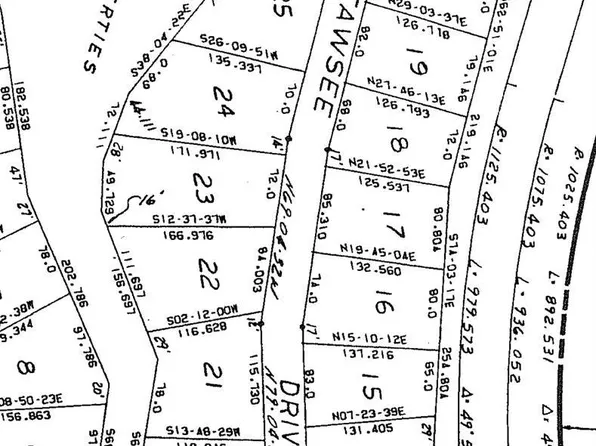 1 Tawsee Dr, Cherokee Village, AR 72529