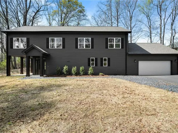 9280 Waldrip Rd, Gainesville, GA 30506