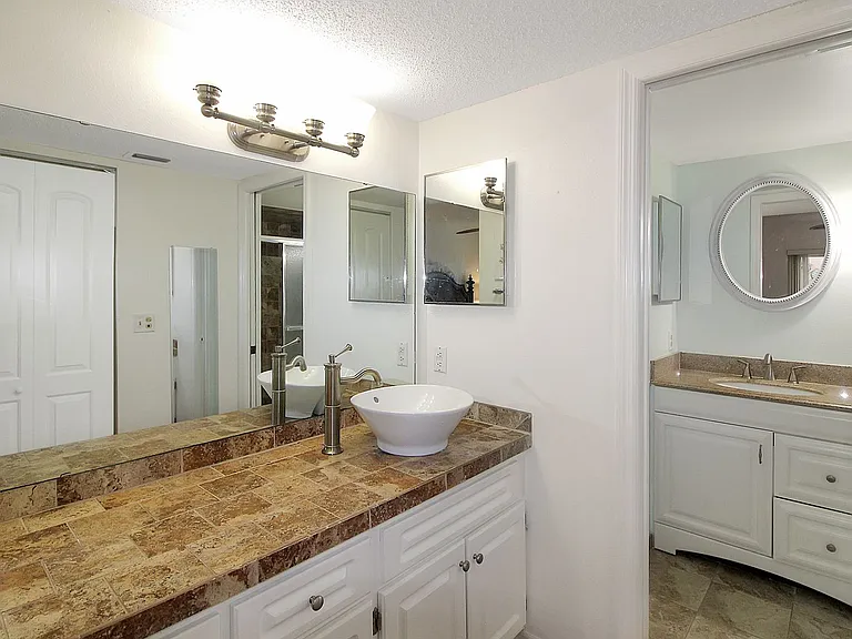 340 Cerromar Way N #3 — Photo 9
