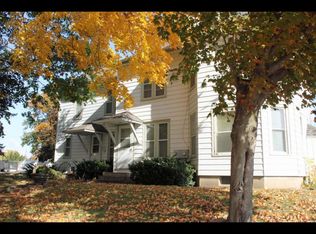 641 S State St #641, Denver, IA 50622