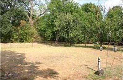 4th image of 2220 Hoskins Dr