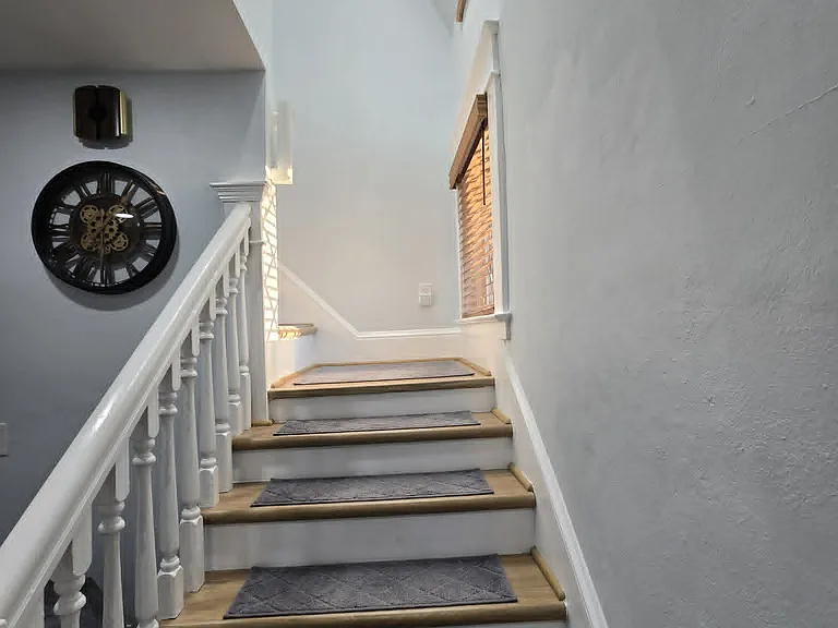 301 E Leicester Ave — Photo 10