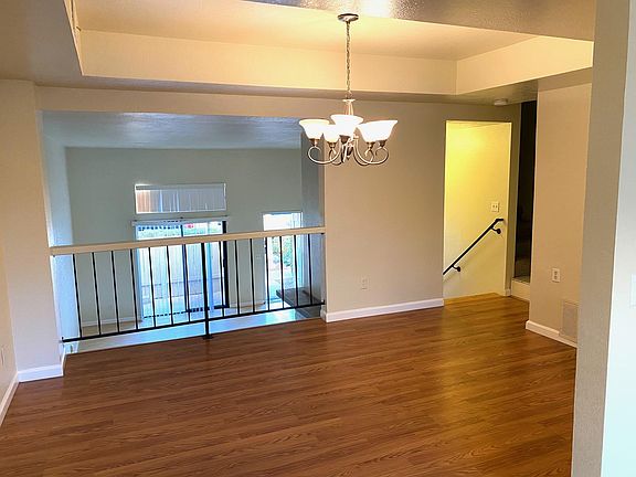 4th image of 4052 Mahaila Ave Unit E