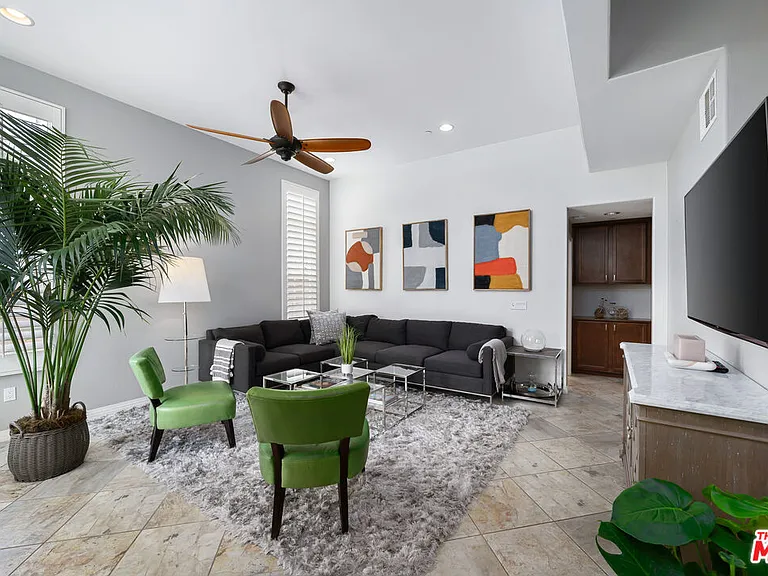 Silver Sage Ln — Photo 9