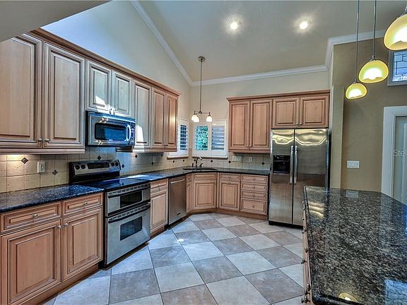 4th image of 706 Bo Jene Cir