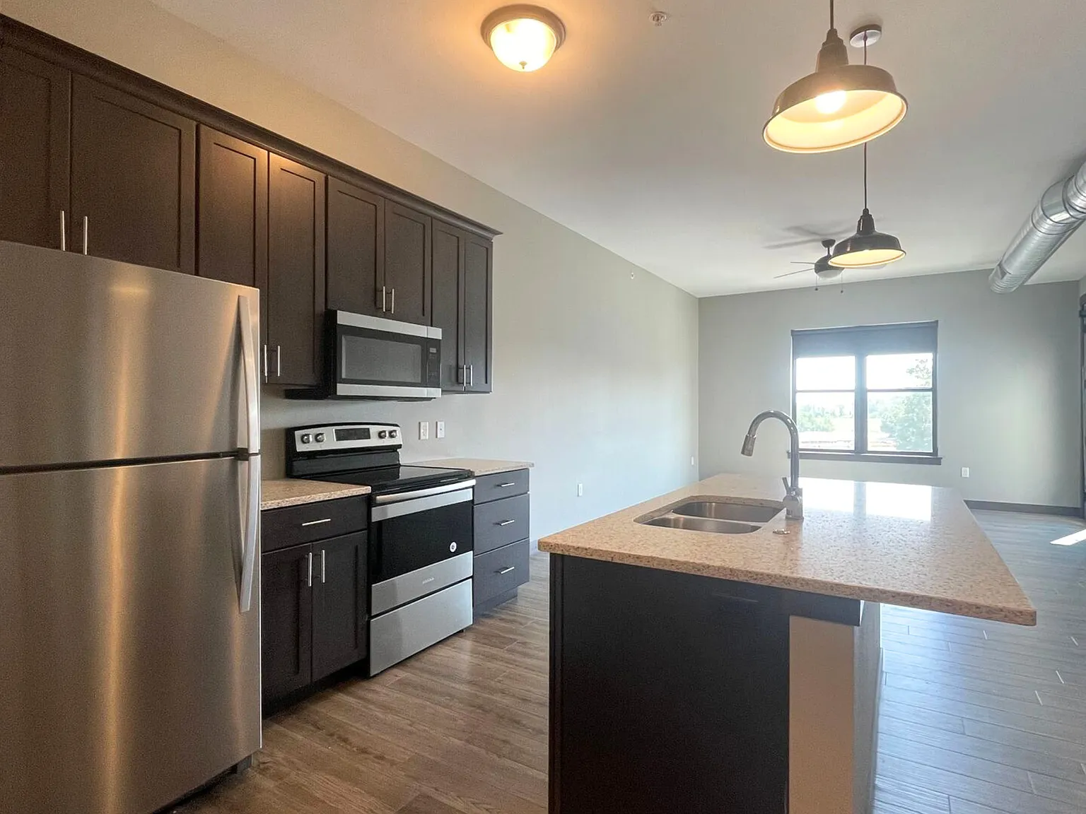 329 Building Apartments - 2 Bedroom/2 Bathroom — Photo 2