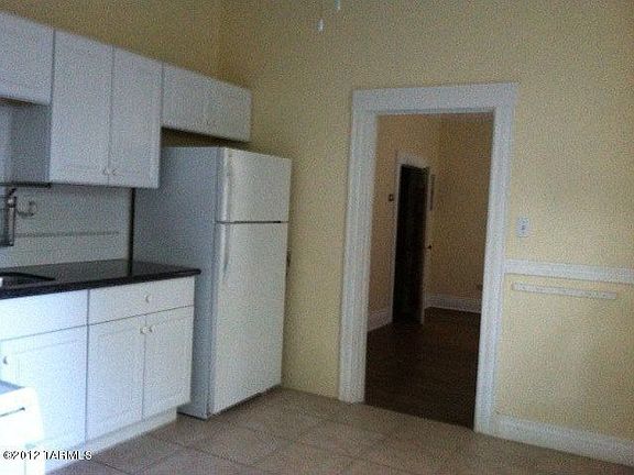 4th image of 430 S Railroad Ave