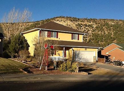 2nd image of 1505 Lawrence Ave