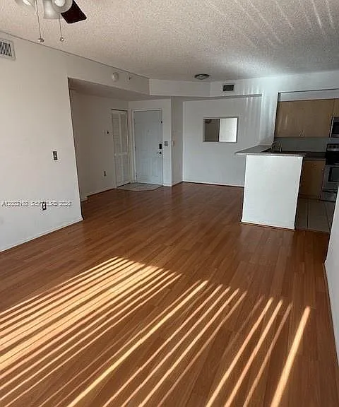 8070 N Nob Hill Rd #205 — Photo 7