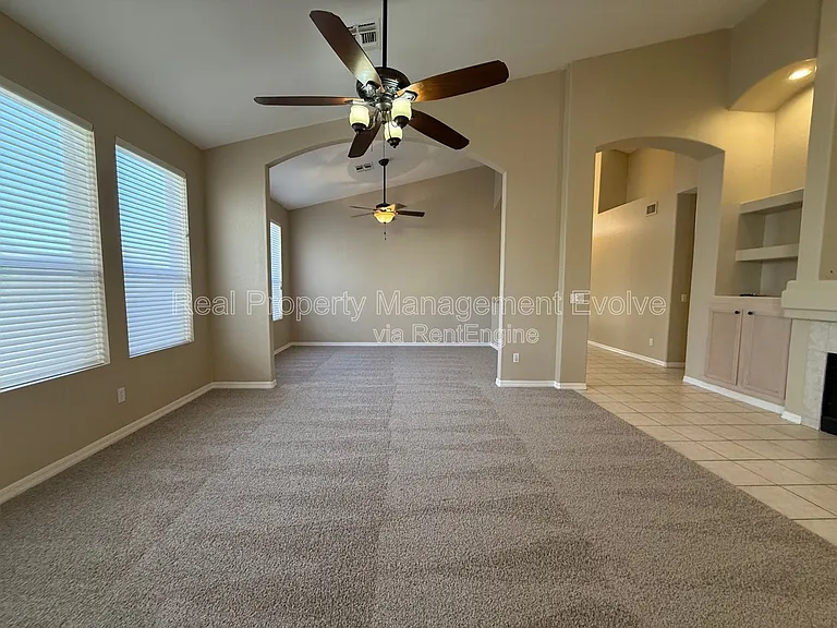 3646 N Katmai — Photo 10