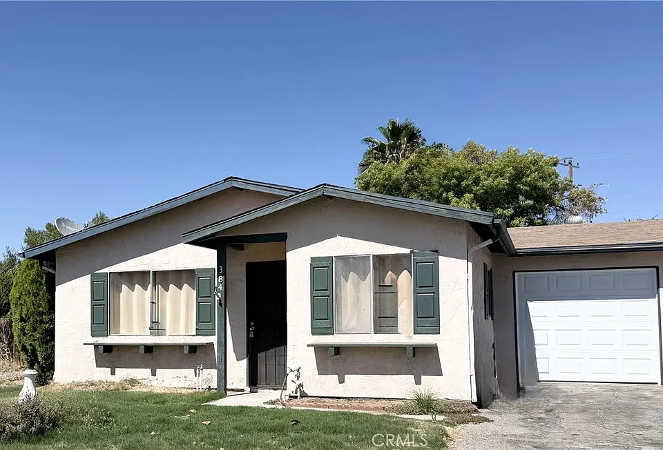 384 Calle Cazadero