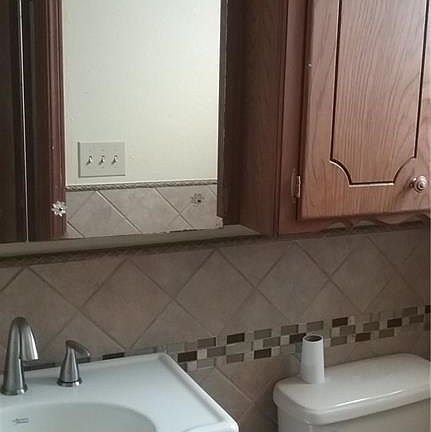 3rd image of 5028 NW 19th Ter