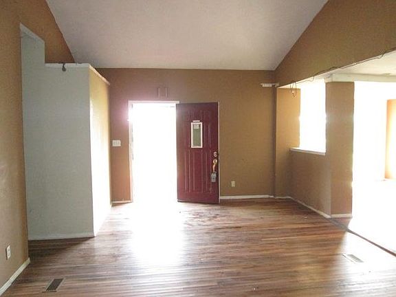 4th image of 4463 N County Road 400 E
