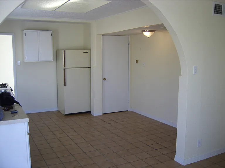 113 Abraham Ct #A — Photo 2
