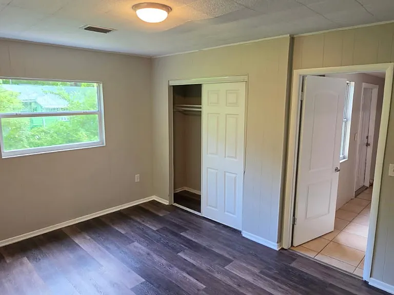 217 Beale St — Photo 3