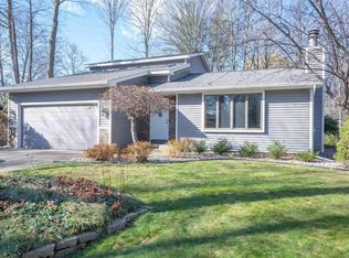 5809 Lantern Ln, Midland, MI 48642