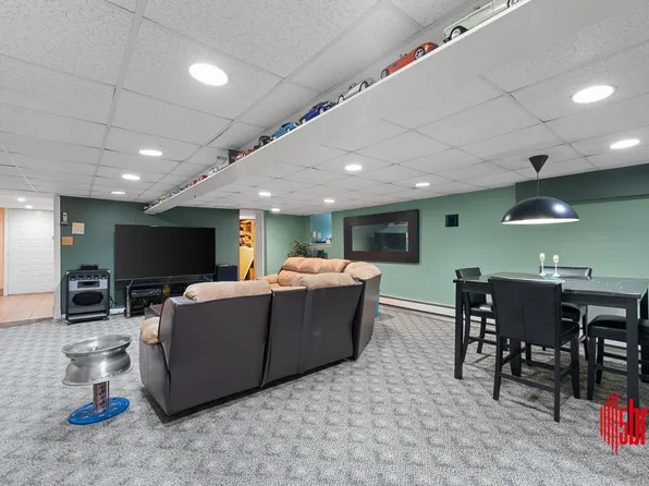 15 Van Sicklen Street image 25 of 38