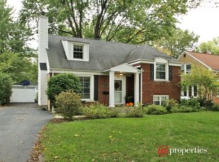 2030 Illinois Rd, Northbrook, IL 60062