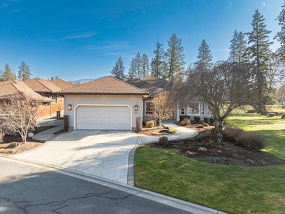 2nd image of 209 Twisted Pines Dr