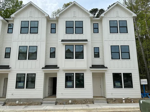 1543 Crescent Townes Way, Raleigh, NC 27604