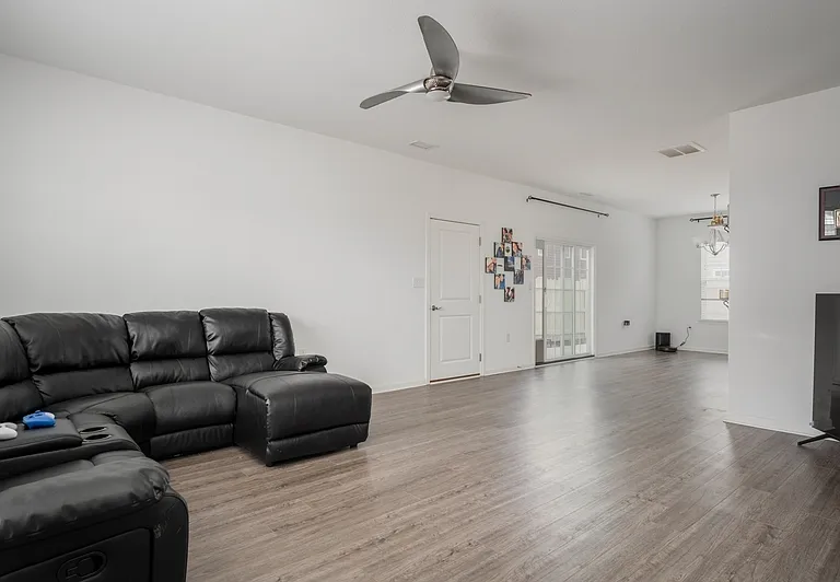 2040 Canning Pl #1 — Photo 3