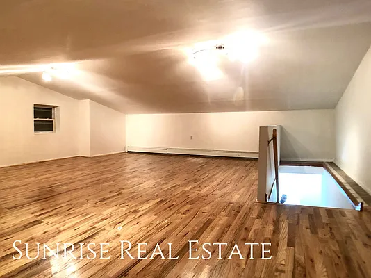 Rented by Sunrise Real Estate | media 96