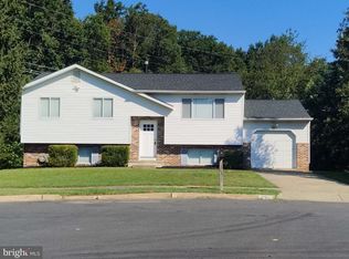 761 Debra Dr, Williamstown, NJ 08094