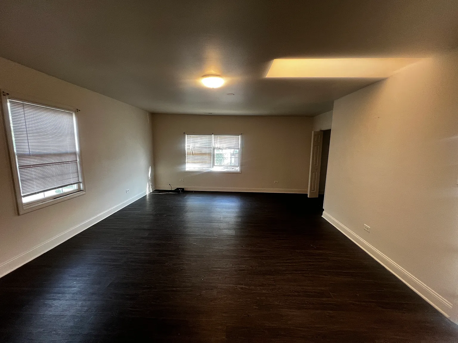2 bed, $1,350 — Photo 2