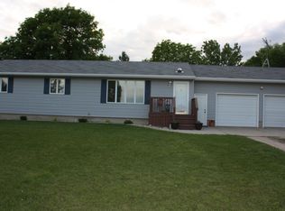 12979 Richmond Heights Dr, Aberdeen, SD 57401