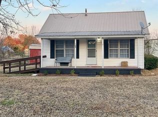 105 Elm St, Pocola, OK 74902