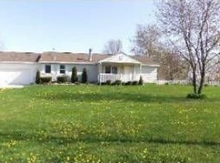 2925 Lannen Rd, Howell, MI 48855