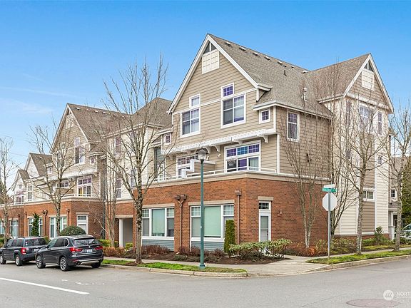 5th image of 1383 Huckleberry Circle #1383