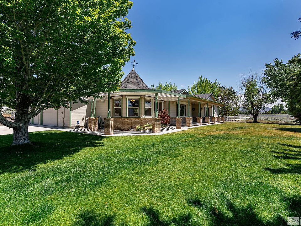 1483 Choke Cherry Ct, Gardnerville, NV 89410 Zillow