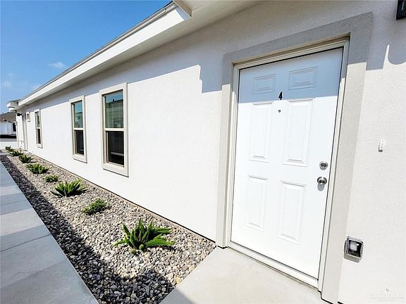 2nd image of 5700 Sandpiper Ave #4
