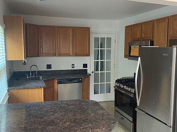 2nd image of 20859 Hampton Rd