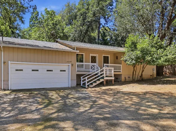 19688 Murphy Rd, Pine Grove, CA 95665