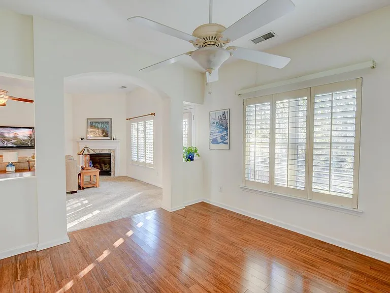 2105 Summerwood Dr — Photo 3