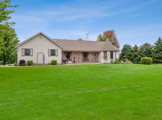 N1008 Encore Dr, Walworth, WI 53184