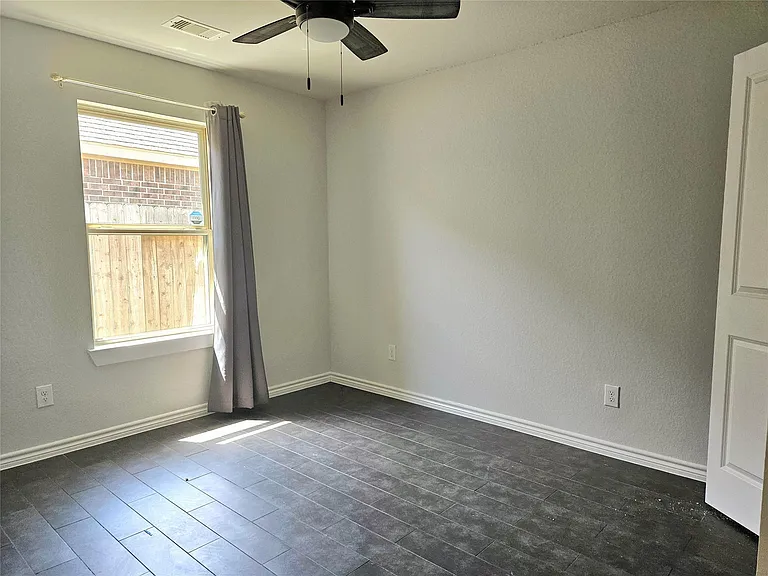2833 Bretton Woods Dr — Photo 24