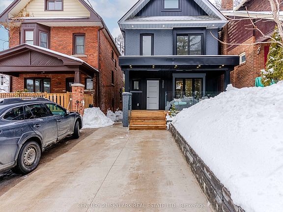 3rd image of 208 Gainsborough Rd