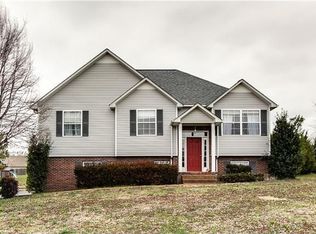 2408 Lake Shore Dr, Spring Hill, TN 37174