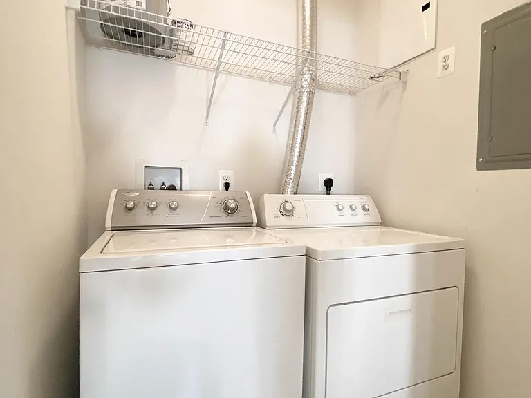 2663 Manhattan Pl #304 — Photo 41