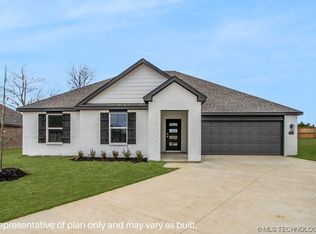 1406 S 72nd Pl, Broken Arrow, OK 74014