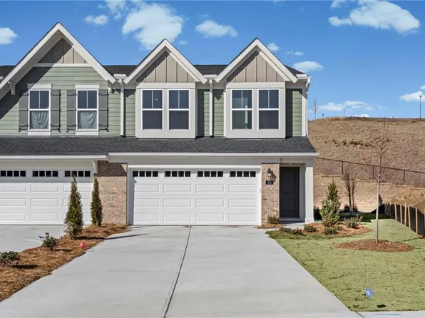 26 Gold Dust Dr, Dawsonville, GA 30534