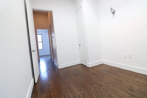 Rented by Nooklyn NYC LLC | media 42