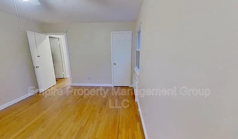 31 Parkwood St #3 — Photo 10