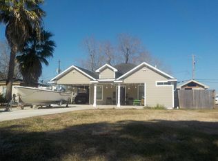 110 W Curtis Ave, Pasadena, TX 77502