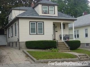 838 River Ave, Providence, RI 02908
